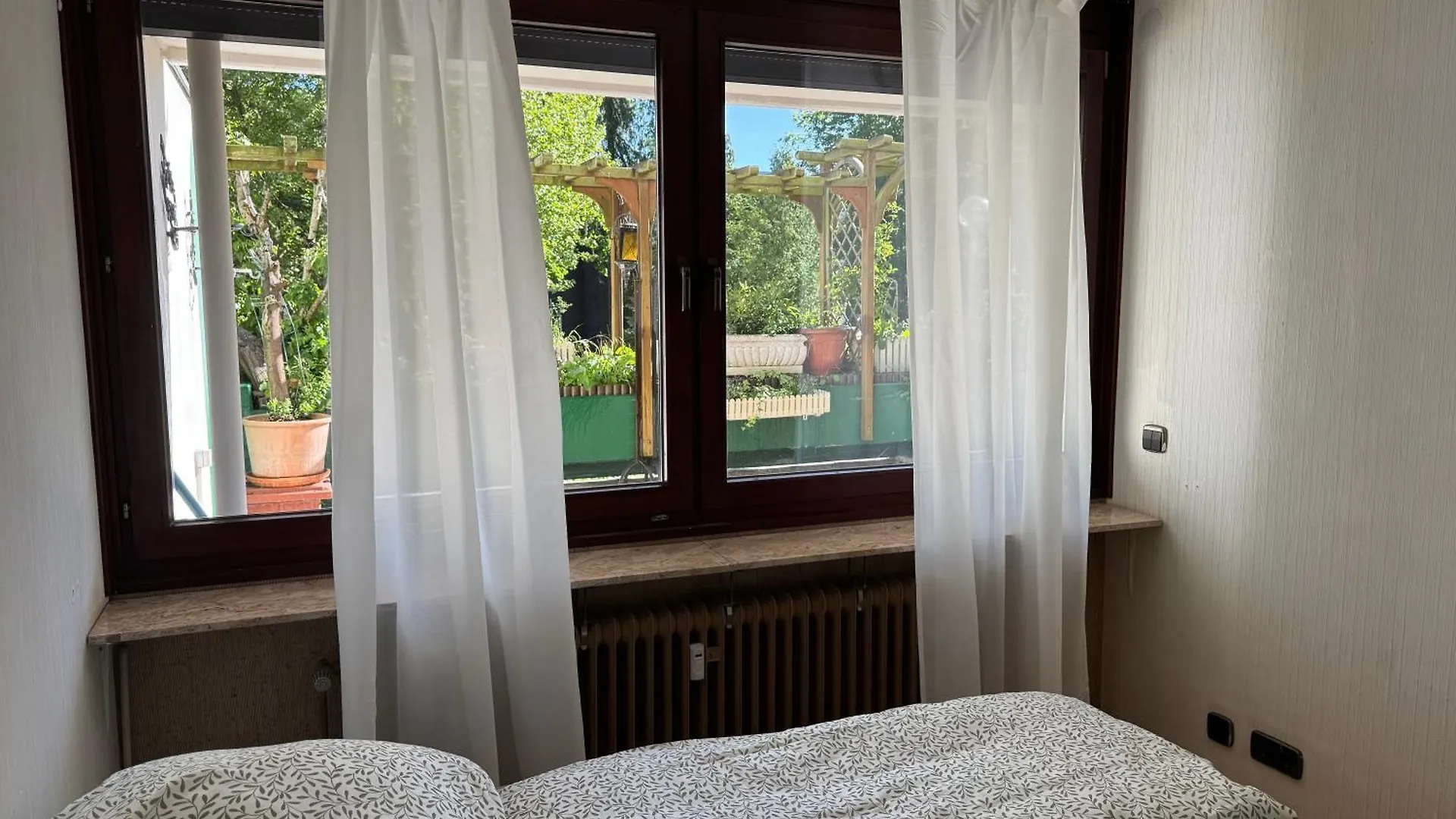 200 Qm Wohnug Mit Sonnenterrasse Und Wintergarten Hannover Apartman